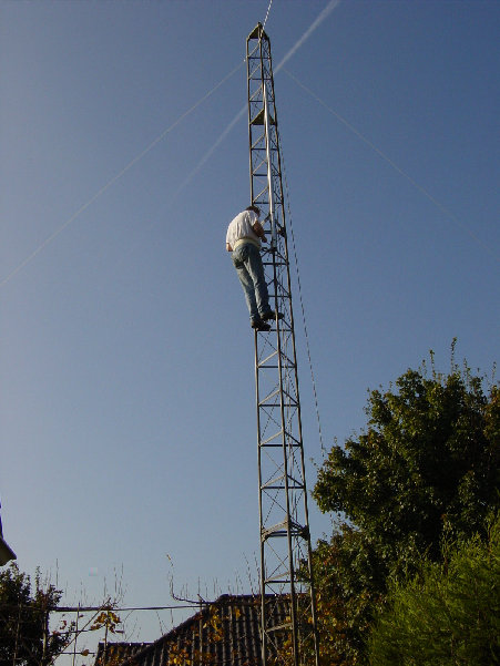 DSC01117.JPG (295 KiB) 42032 keer bekeken De hulpmast kan eraf