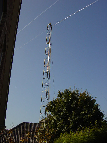 DSC01116.JPG (284.06 KiB) 42022 keer bekeken Het 3e deel staat er nu ook op