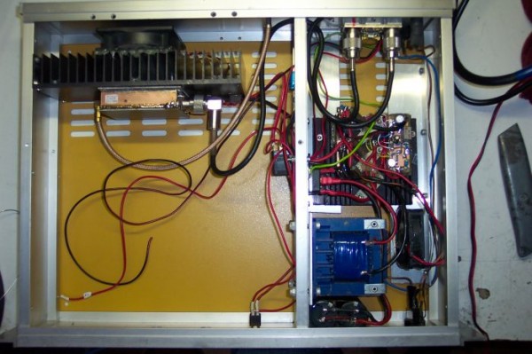 000_0005 hele kast concept.JPG (73.59 KiB) 111517 keer bekeken Hele kast in concept