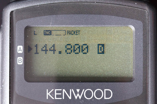 20110410-IMG_7401_800px.jpg (117.01 KiB) 39311 keer bekeken Deze instelling is om de TH-D7 als extern packetmodem te gebruiken icm een PC.